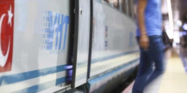 Ankara-ile-İstanbul-arasında-seyahat-süresi-'süper-hızlı-tren'le-1,5-saate-düşecek