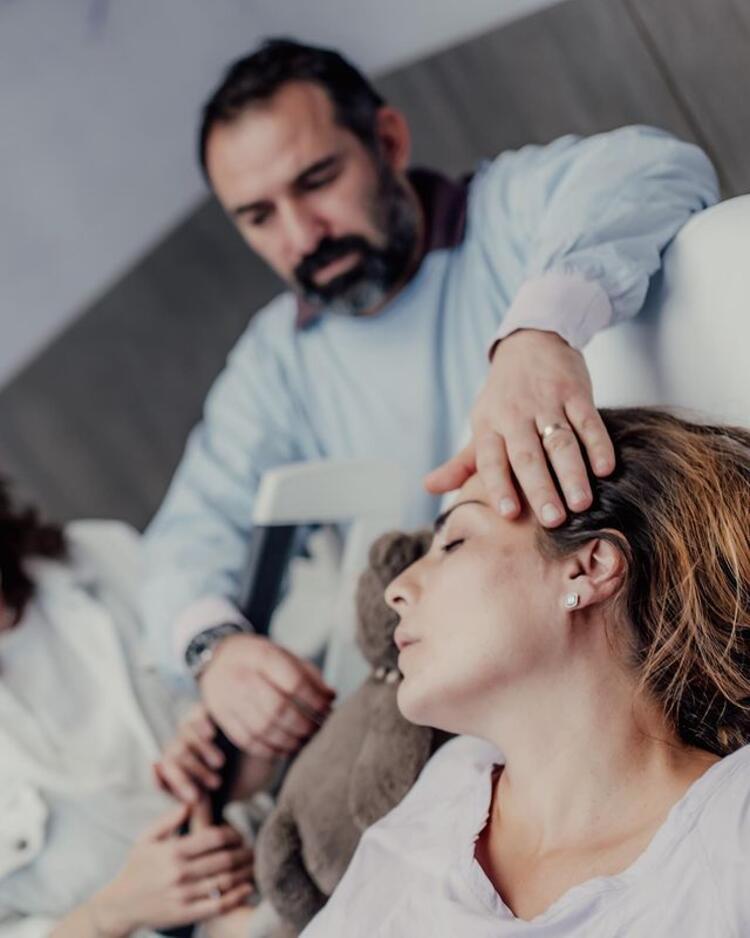 Burcu Kara doğum yaptığı anları paylaştı: En güzel an Can'ı ilk görüşüm