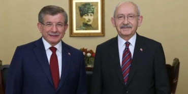 Davutoğlu’ndan-Kılıçdaroğlu’nun-adaylık-kampanyasına-50-bin-lira-destek-