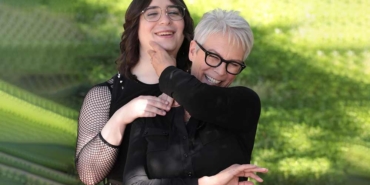 Dünyaca-ünlü-oyuncudan-trans-kızıyla-paylaşım--Aşk-Aşktır