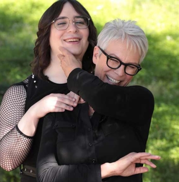 Dünyaca ünlü oyuncu Jamie Lee Curtis'ten trans kızıyla paylaşım: Aşk Aşktır 3 Dünyaca-ünlü-oyuncudan-trans-kızıyla-paylaşım--Aşk-Aşktır