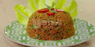 En-kolay-kısır-tarifi--Tana-tane-oluyor,-parmaklarınızı-yiyeceksiniz!