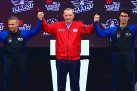 Erdoğan’a-Türkiye’nin-ilk-uzay-yolcusu-iki-ismini-açıkladı--14-gün-kalacaklar