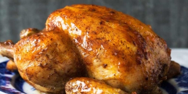 Fırında-nar-gibi-kızarmış-tavuk-istiyorsanız-bu-tarifi-mutlaka-deneyin!-Parmaklarınızı-yiyeceksiniz...
