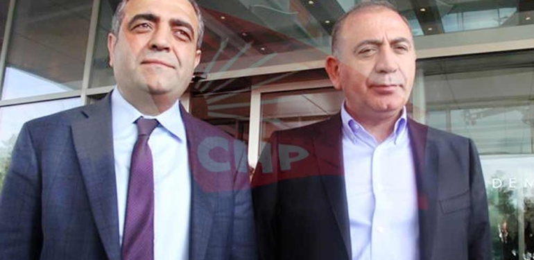Gürsel Tekin ve Sezgin Tanrıkulu CHP'nin İstanbul listesinde yer bulamadı 1 Gürsel-Tekin-ve-Sezgin-Tanrıkulu-CHP-listelerinde-yer-bulamadı