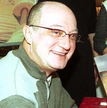 Hababam Sınıfı müziklerinin bestecisi Melih Kibar vefatının 18’inci yılında anılıyor 7 Hababam-Sınıfı-müziklerinin-bestecisi-Melih-Kibar-vefatının-18’inci-yılında-anılıyor