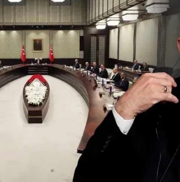 "Hepiniz aday olacaksınız" demişti; Erdoğan, üç bakanı liste dışı bıraktı 2 'Hepiniz-aday-olacaksınız'-demişti;-Erdoğan,-üç-bakanı-liste-dışı-bıraktı-
