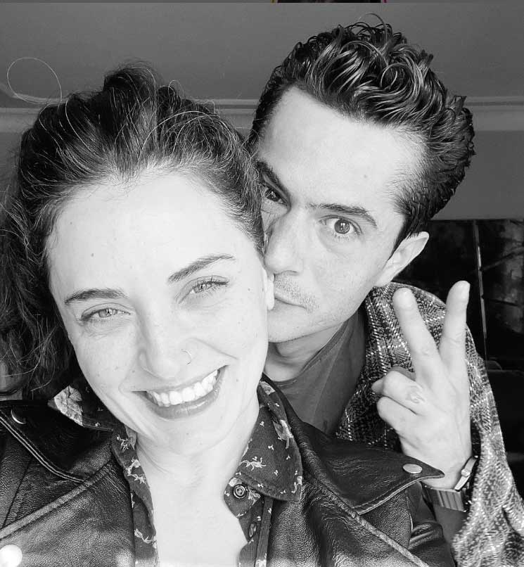 İsmail Hacıoğlu ve Aslıhan Gürbüz’ün aşk pozuna yorum yağdı: Evlenin artık ya, ayrılmayın sakın