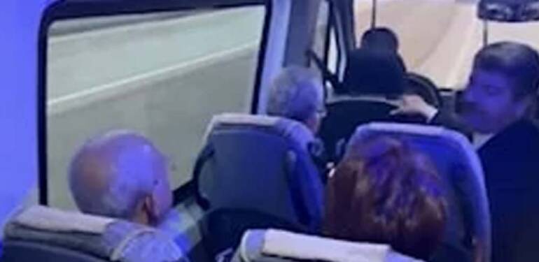 Kemal Kılıçdaroğlu ve Meral Akşener iftara minibüsle gitti