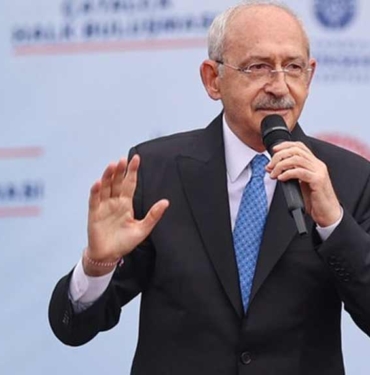 Kılıçdaroğlu Ardahan'da söz verdi: Onlar beşli çetelere çalışıyorlar, ben halka çalışacağım, 418 milyar doları söke söke alacağım 9 Kılıçdaroğlu--Onlar-beşli-çetelere-çalışıyorlar,-ben-halka-çalışacağım,-418-milyar-doları-söke-söke-alacağım-