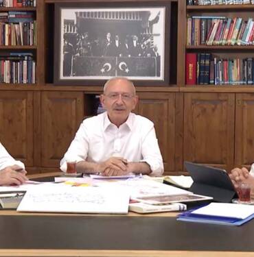 Kılıçdaroğlu-'Yiğitlerim'-diyerek-Yavaş-ve-İmamoğlu'yla-birlikte-paylaştı