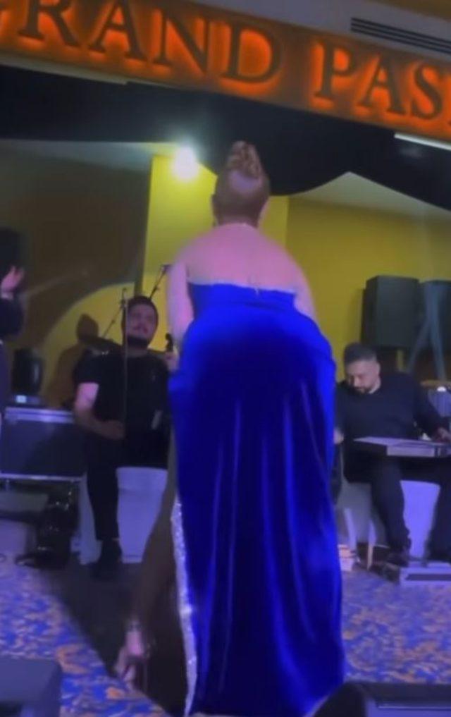 Kıyafetleri nedeniyle Gülşen’i sert sözlerle eleştiren Pınar Eliçe, sahneye çıkıp kalça dansı yaptı: Ahlak bekçiliği bitmiş