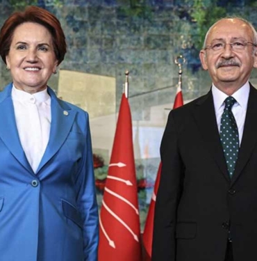 Son Dakika… Seçim gecesi Meral Akşener’den ilk açıklama! "Güneş yerinde her şey yolunda! Kazanıyoruz!" 3 Meral-Akşener'den-Kılıçdaroğlu'nun-Seçim-Kampanyasına-Bağış-