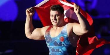 Milli-güreşçi-Rıza-Kayaalp-12.-kez-Avrupa-şampiyonu
