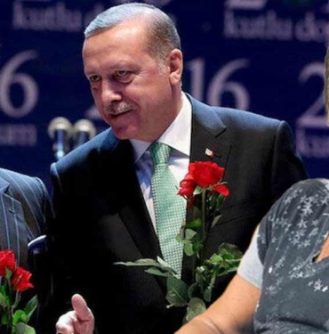 Orhan Gencebay: Bazı ülkeler Erdoğan'ı yıkmak istiyor 7 Orhan-Gencebay--Bazı-ülkeler-Erdoğan'ı-yıkmak-istiyor