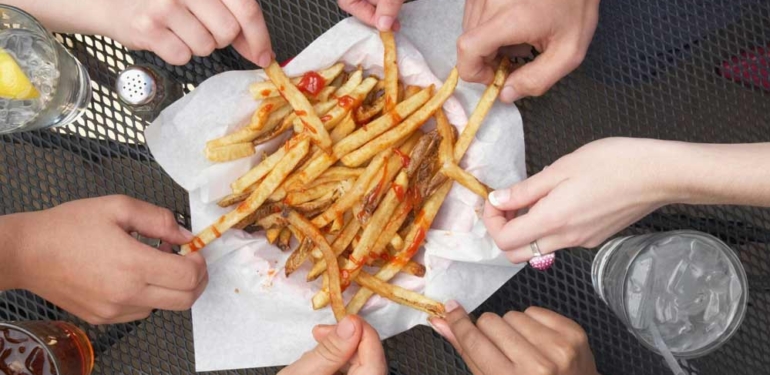 Patates kızartması sevenleri üzecek araştırma: Depresyona sebep olabilir 1 Patates-kızartması-sevenleri-üzecek-araştırma--Depresyona-sebep-olabilir
