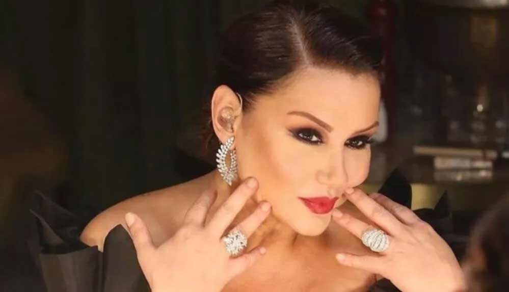 Photoshop’un ayarını kaçıran Deniz Seki tanınmaz hale geldi! Görenler Hadise’ye benzetti… 6 Photoshop’un-ayarını-kaçıran-Deniz-Seki-tanınmaz-hale-geldi!-Görenler-Hadise’ye-benzetti…