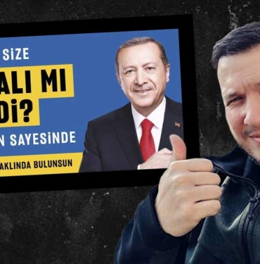 Şahan Gökbakar’dan “Erdoğan sayesinde” çıkartmasını hazırlayan tasarımcının gözaltına alınmasına tepki: Sebebini anlayamadım, nasıl bir suç var bunda? 2 Şahan-Gökbakar’dan-“Erdoğan-sayesinde”-çıkartmasını-hazırlayan-tasarımcının-gözaltına-alınması-tepki--Nasıl-bir-suç-var-bunda-