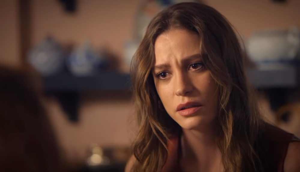 Serenay-Sarıkaya’nın-acı-günü!-Sosyal-medyadan-duyurdu…