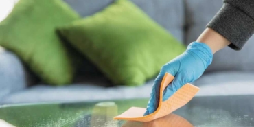 Sürekli-toz-almaktan-bıktınız-mı--Bu-3-malzemeli-karışım-sayesinde-eşyalarınız-uzun-süre-toz-tutayacak!-Mutlaka-deneyin