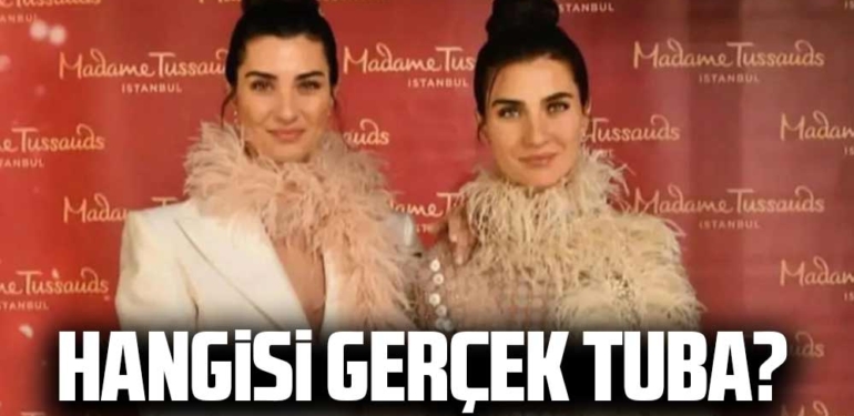 Tuba Büyüküstün balmumu heykeliyle yan yana geldi, görenler ayırt etmekte zorlandı! 6 Tuba-Büyüküstün-balmumu-heykeliyle-yan-yana-geldi,-görenler-ayırt-etmekte-zorlandı!