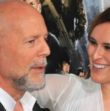 Ünlü oyuncu Bruce Willis dede oldu: Kızları müjdeli haberi böyle verdi 8 Ünlü-oyuncu-Bruce-Willis-dede-oldu--Kızları-müjdeli-haberi-böyle-verdi