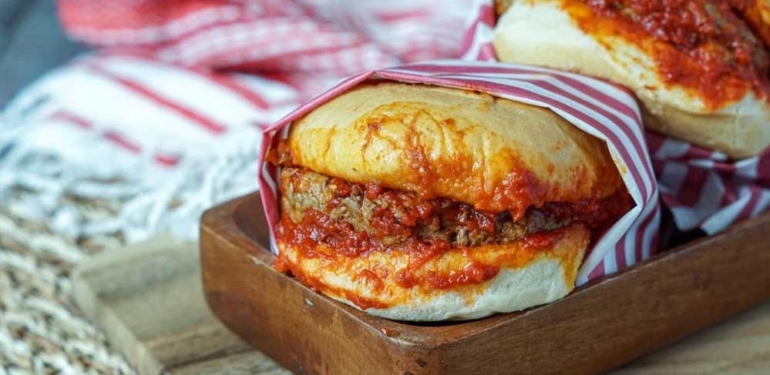 Yemeye doyamayacaksınız! En kolay evde ıslak hamburger tarifi 1 Yemeye-doyamayacaksınız!-En-kolay-evde-ıslak-hamburger-tarifi