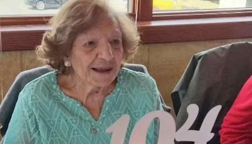 104 yaşındaki kadın uzun yaşamın sırrını açıkladı: Her akşam bira içiyorum