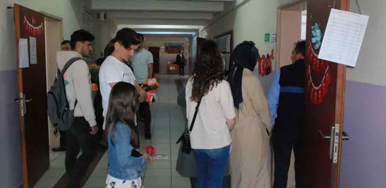AKP açılmayan sandığın sonuçlarına itiraz etti