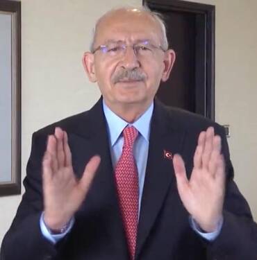 'BTK, EYT mesajımızı engelledi' diyen Kılıçdaroğlu: "Erdoğan'ın zulmü ve yasakları varsa, benim de..." 5 'BTK,-EYT-mesajımızı-engelledi'-diyen-Kılıçdaroğlu--'Erdoğan'ın-zulmü-ve-yasakları-varsa,-benim-de...'
