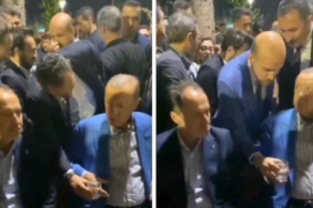 Başkasının getirdiği suyu almayan Erdoğan, oğlu Bilal Erdoğan uzatınca içti 5 Başkasının-getirdiği-suyu-almayan-Erdoğan,-oğlu-Bilal-Erdoğan-uzatınca-içti