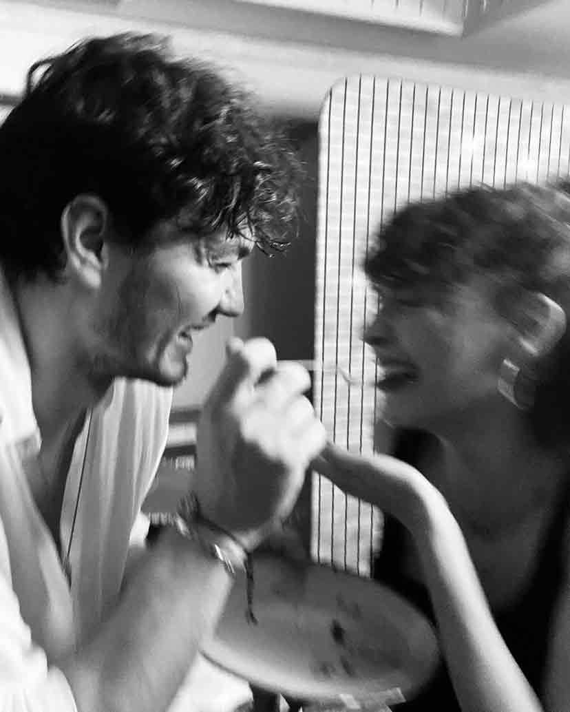 Cedi Osman’dan Ebru Şahin’e romantik kutlama: İyi ki doğdun her şeyim