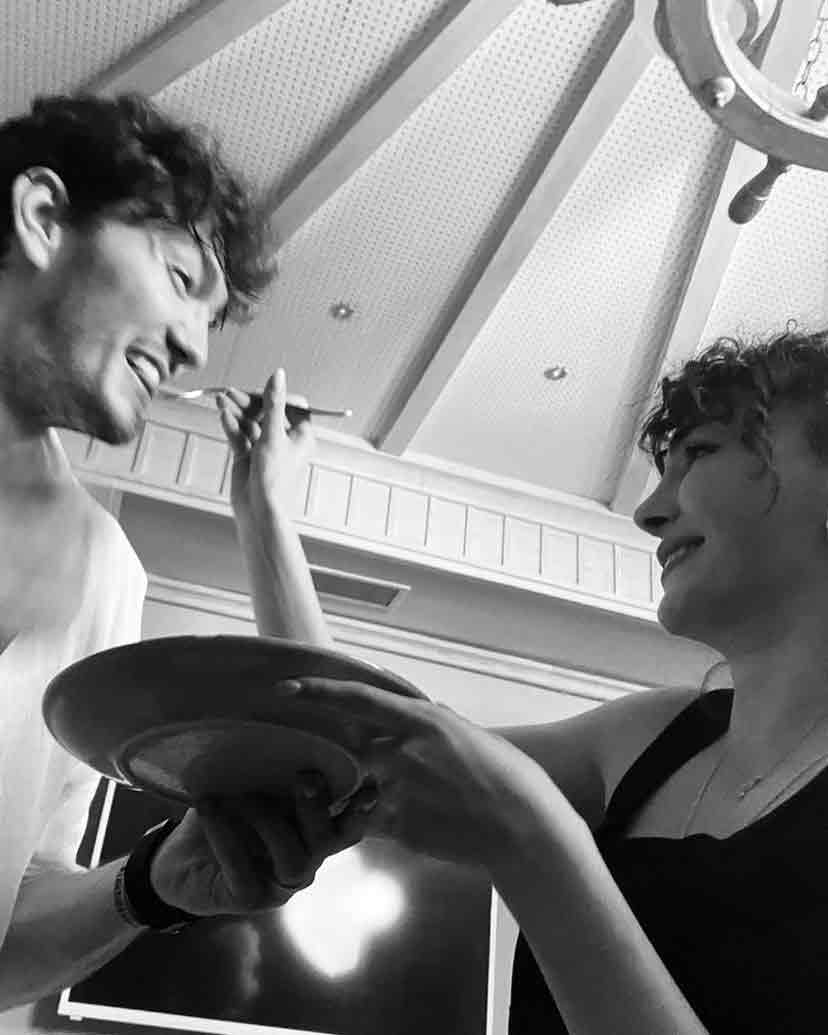 Cedi Osman’dan Ebru Şahin’e romantik kutlama: İyi ki doğdun her şeyim