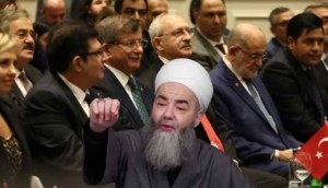 Cübbeli-Ahmet’ten-seçim-yorumu--Bizim-sağcılar-iyi-bir-kazık-attılar-CHP'ye,-2-puanları-yok-ama-34-milletvekili-aldılar