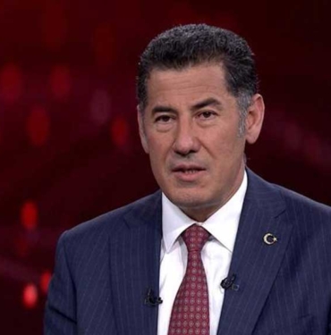 Erdoğan’ın “Cumhur İttifakı’nın elemanı” dediği Sinan Oğan’dan iktidarın göçmen politikasına övgü: Suriyeli kardeşlerimiz ülkelerine dönmeye başladı 4 Erdoğan’ın-“Cumhur-İttifakı’nın-elemanı”-dediği-Sinan-Oğan’dan-iktidarın-göçmen-politikasına-övgü--Suriyeli-kardeşlerimiz-ülkelerine-dönmeye-başladı