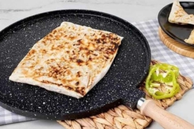 Ev-yapımı-tavada-gözleme-tarifi--Hem-lezzetli-hem-de-pratik