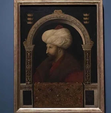 Fatih Sultan Mehmet’in Londra’da sergilenen portresinin üzerinde ‘Dünyanın Fatihi’ yazıyor 8 Fatih-Sultan-Mehmet’in-Londra’da-sergilenen-portresinin-üzerinde-‘Dünyanın-Fatihi’-yazıyor