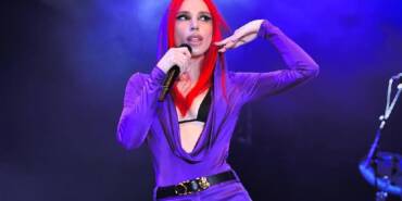 Gülşen--'Rengim-laik-Türkiye-Cumhuriyeti.-Ne-mutlu-Türküm-diyene'