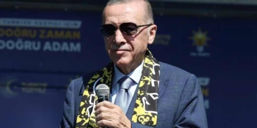 İmamoğlu’na-taşlı-saldırı-sonrası-Erdoğan’dan-ilk-açıklama--Kaybedeceklerini-anladıkları-için-şimdiden-çamura-yatmaya-başladılar