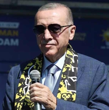 İmamoğlu’na-taşlı-saldırı-sonrası-Erdoğan’dan-ilk-açıklama--Kaybedeceklerini-anladıkları-için-şimdiden-çamura-yatmaya-başladılar