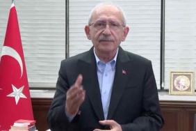 Kılıçdaroğlu “Vatan borcu” videosuyla yurt dışındaki seçmene seslendi: Bu mesele artık, bir seçimden öte bir referandumdur 6 Kılıçdaroğlu-“Vatan-borcu”-videosuyla-yurt-dışındaki-seçmene-seslendi--Bu-mesele-artık,-bir-seçimden-öte-bir-referandumdur