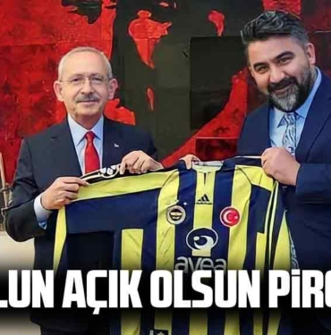 Kılıçdaroğlu’na oy vereceğini açıklayan Ümit Özat ünlü isimleri topa tuttu: Masa altına sakladığınız rakı kadehleri bile sizden daha dik duruyor 5 Kılıçdaroğlu’na-oy-vereceğini-açıklayan-Ümit-Özat-ünlü-isimleri-topa-tuttu--Masa-altına-sakladığınız-rakı-kadehleri-bile-sizden-daha-dik-duruyor
