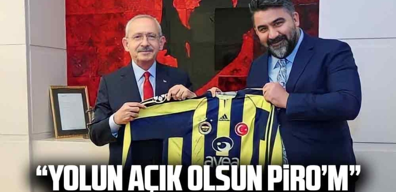 Kılıçdaroğlu’na oy vereceğini açıklayan Ümit Özat ünlü isimleri topa tuttu: Masa altına sakladığınız rakı kadehleri bile sizden daha dik duruyor