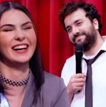 Konuşanlar'da o sahne olay oldu! Konuğu 'yayınlama bunu' dedi ama... 4 Konuşanlar'da-o-sahne-olay-oldu!-Konuğu-bunu-'yayınlama-bunu'-dedi-ama