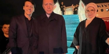 Mesut-Özil’den-Erdoğan-paylaşımı--Hamdolsun