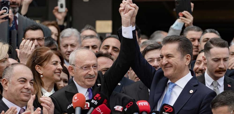 Mustafa Sarıgül’den Kılıçdaroğlu’na destek: Siz kaybetmediniz biz kazandıramadık; Yazıklar olsun bize!