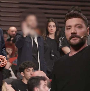 Oğuzhan Uğur, Kılıçdaroğlu’nun programına yapılan troll saldırısını paylaştı: At sloganını git! 5 Oğuzhan-Uğur,-Kılıçdaroğlu’nun-programına-yapılan-troll-saldırısını-paylaştı--At-sloganını-git!
