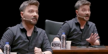 Oğuzhan-Uğur,-kendisine-bağıran-seyirciyi-böyle-uyardı--'Bir-daha-sesini-bu-şekilde-yükseltirsen...'-