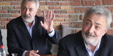 Oyuncu-Mehmet-Aslantuğ'dan-AKP'ye-sert-mesaj--İktidar,-hiçbir-şey-yokmuş-gibi-yeniden-sorumluluk-istiyor,-öyle-yağma-yok