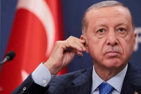 Reuters’tan Erdoğan ve 14 Mayıs analizi: Kaybederse yenilgiyi kabul edip sessizce görevi bırakacağına inanmak güç 7 Reuters’tan-Erdoğan-ve-14-Mayıs-analizi--Kaybederse-yenilgiyi-kabul-edip-sessizce-görevi-bırakacağına-inanmak-güçü